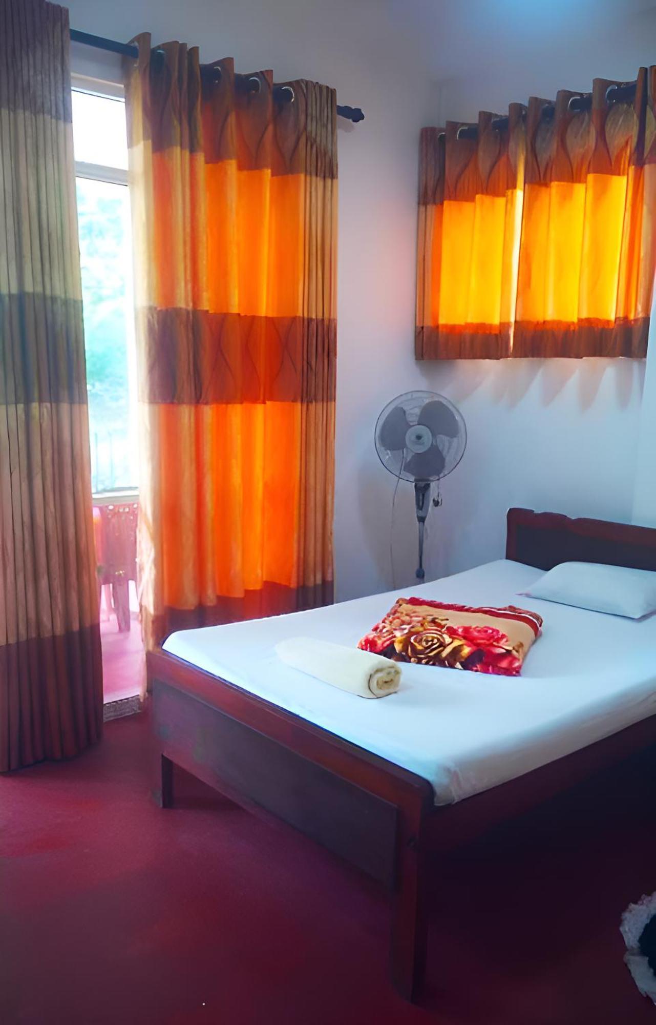Senehas Homestay Ella Esterno foto