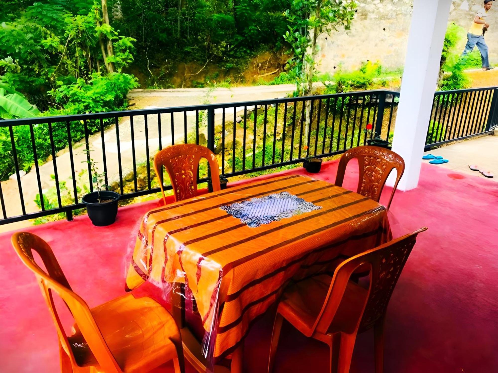 Senehas Homestay Ella Esterno foto